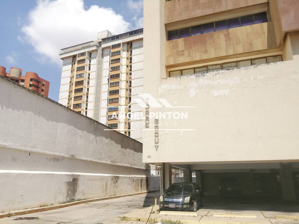Oficina en Avenida Bella Vista, Maracaibo - 1
