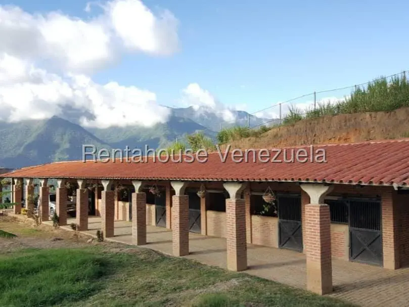 Terreno en Parque Caiza, Caracas - 1
