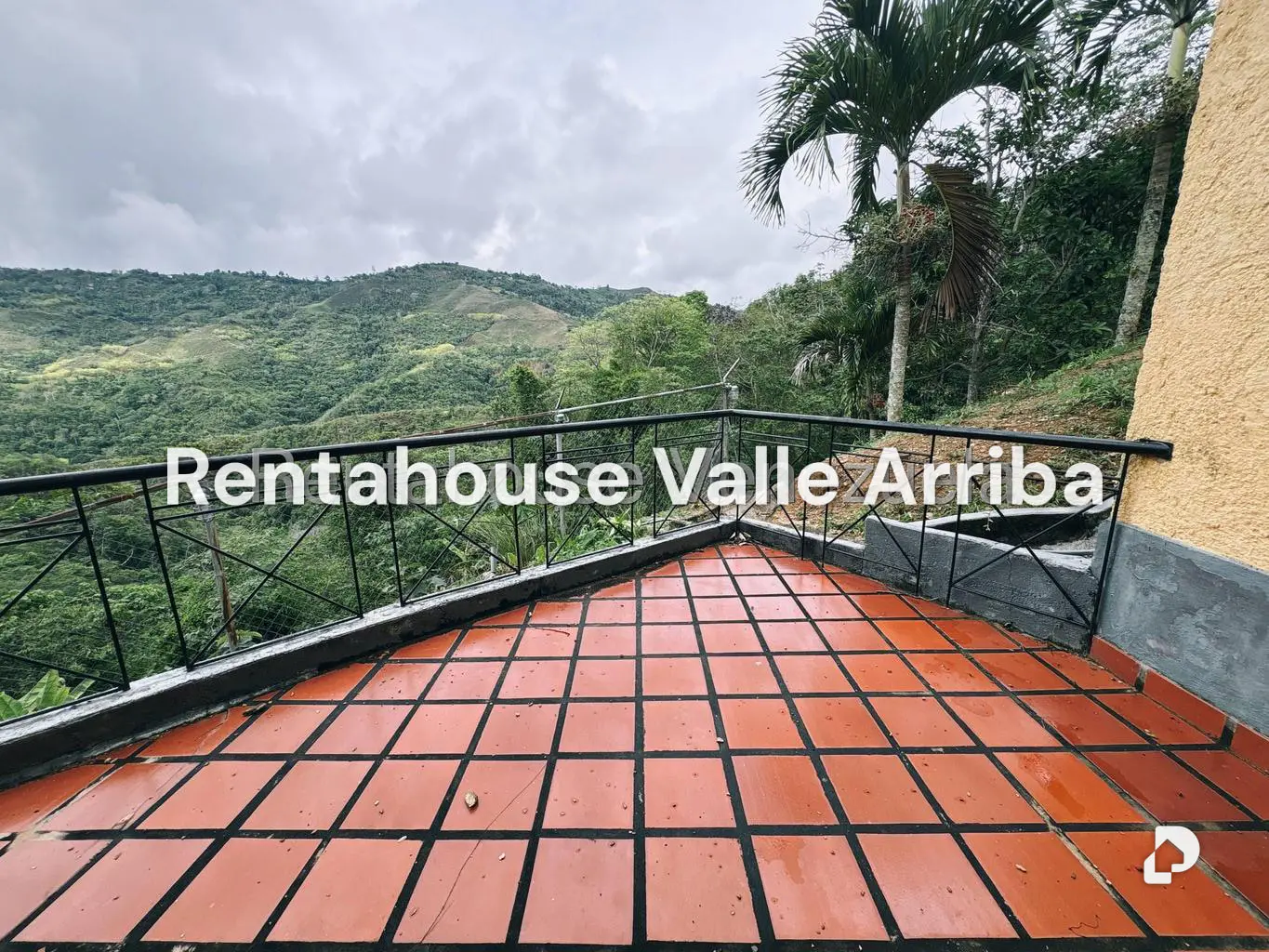 Casa en El Hatillo, Caracas – 25