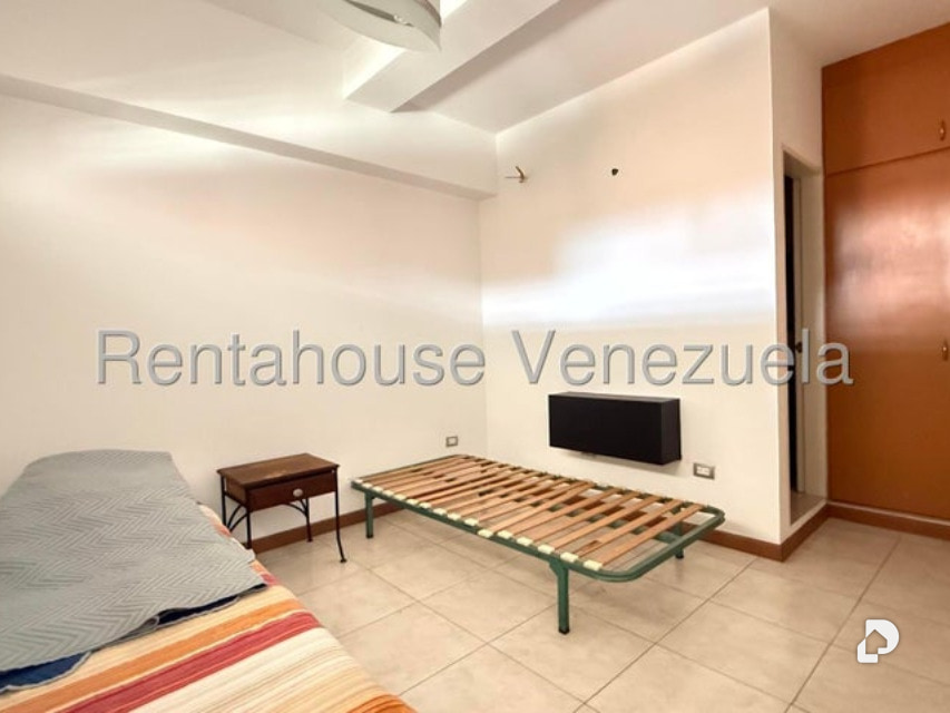 Townhouse en Loma Linda, Caracas – 13
