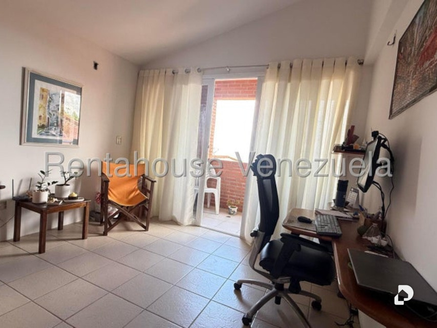Townhouse en Loma Linda, Caracas – 10