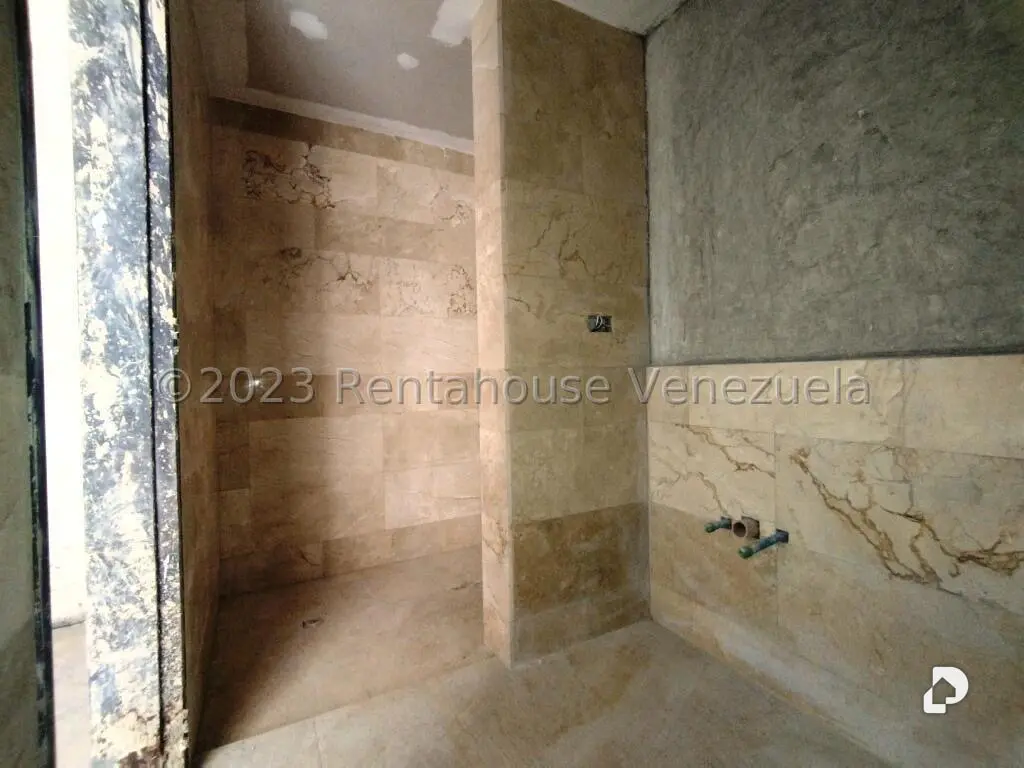 Apartamento en La Lagunita Country Club, Caracas – 22
