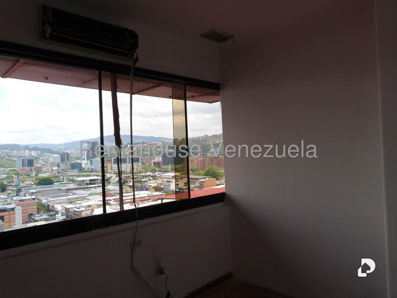 Oficina en Chacao, Caracas – 16