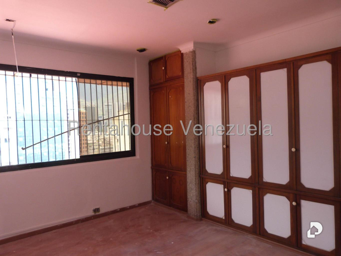 Oficina en Chacao, Caracas – 8