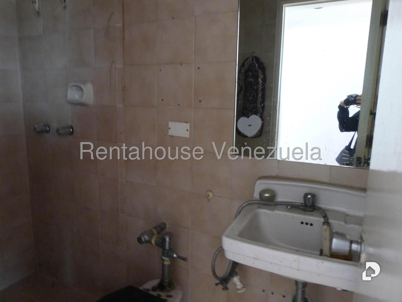 Oficina en Chacao, Caracas – 21