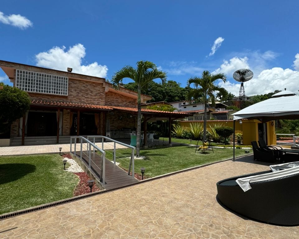 Casa en La Lagunita, Caracas - 1