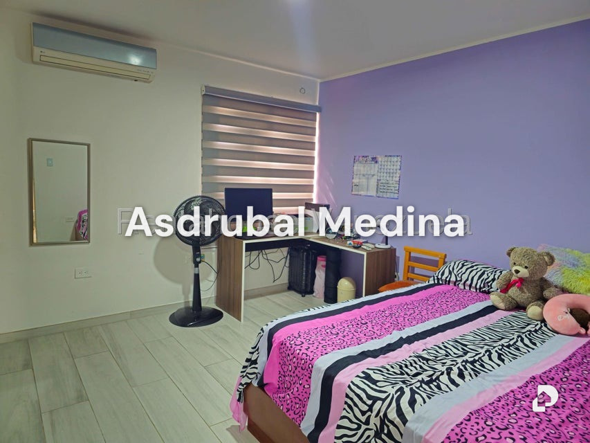 Apartment in San Luis, Caracas – 8
