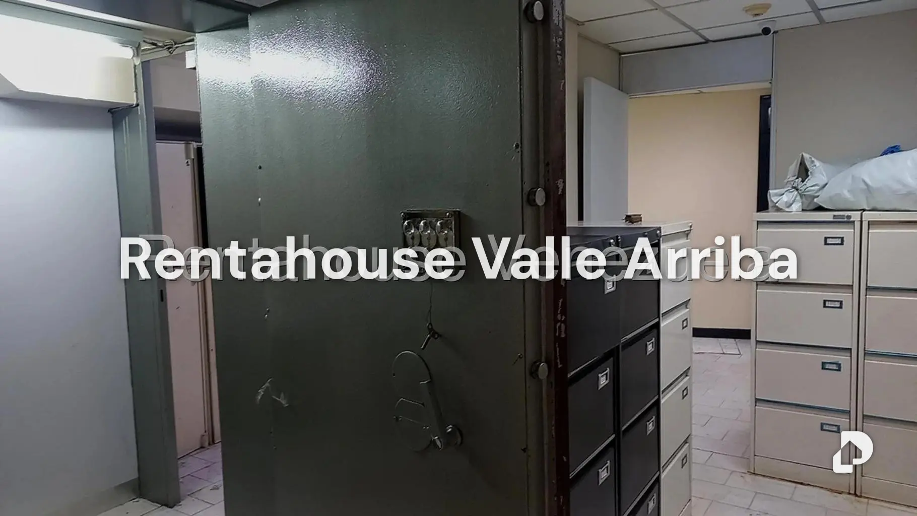 Local comercial en Parroquia La Candelaria, Caracas – 12
