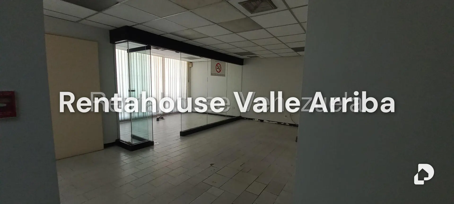 Local comercial en Parroquia La Candelaria, Caracas – 7