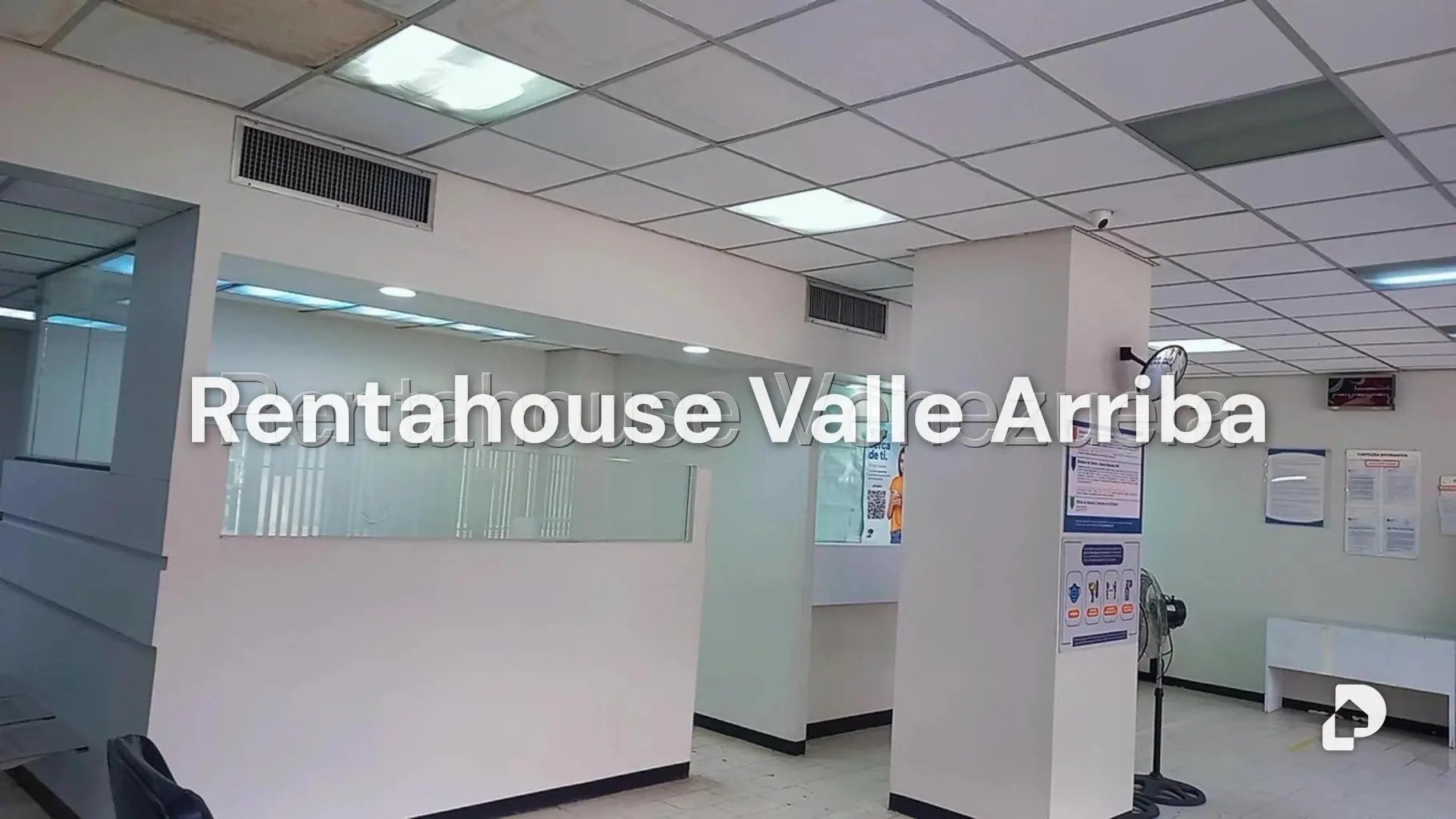 Local comercial en Parroquia La Candelaria, Caracas – 25