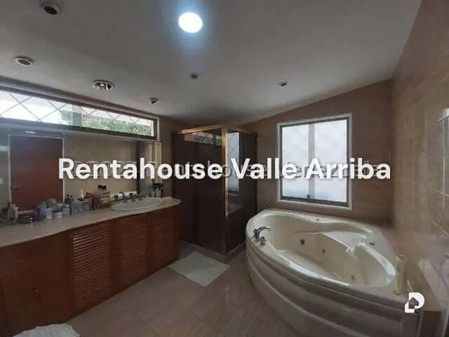 House in Santa Fe Norte, Caracas – 20