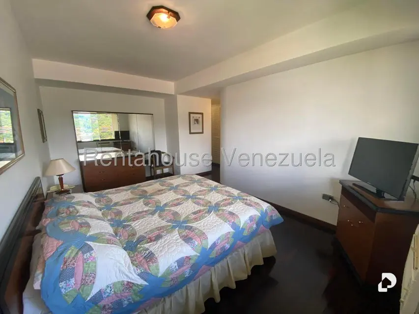 Apartamento en Las Esmeraldas, Caracas – 11