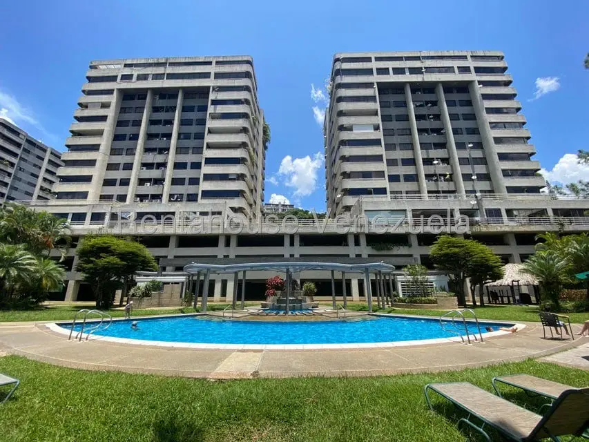 Apartamento en Las Esmeraldas, Caracas - 1