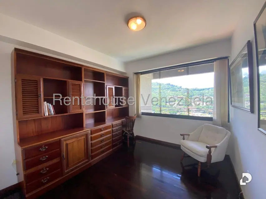 Apartamento en Las Esmeraldas, Caracas – 12