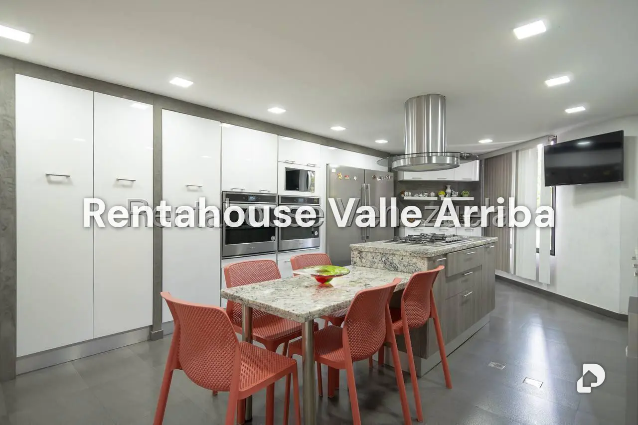 Apartamento en Colinas de Valle Arriba, Caracas – 2