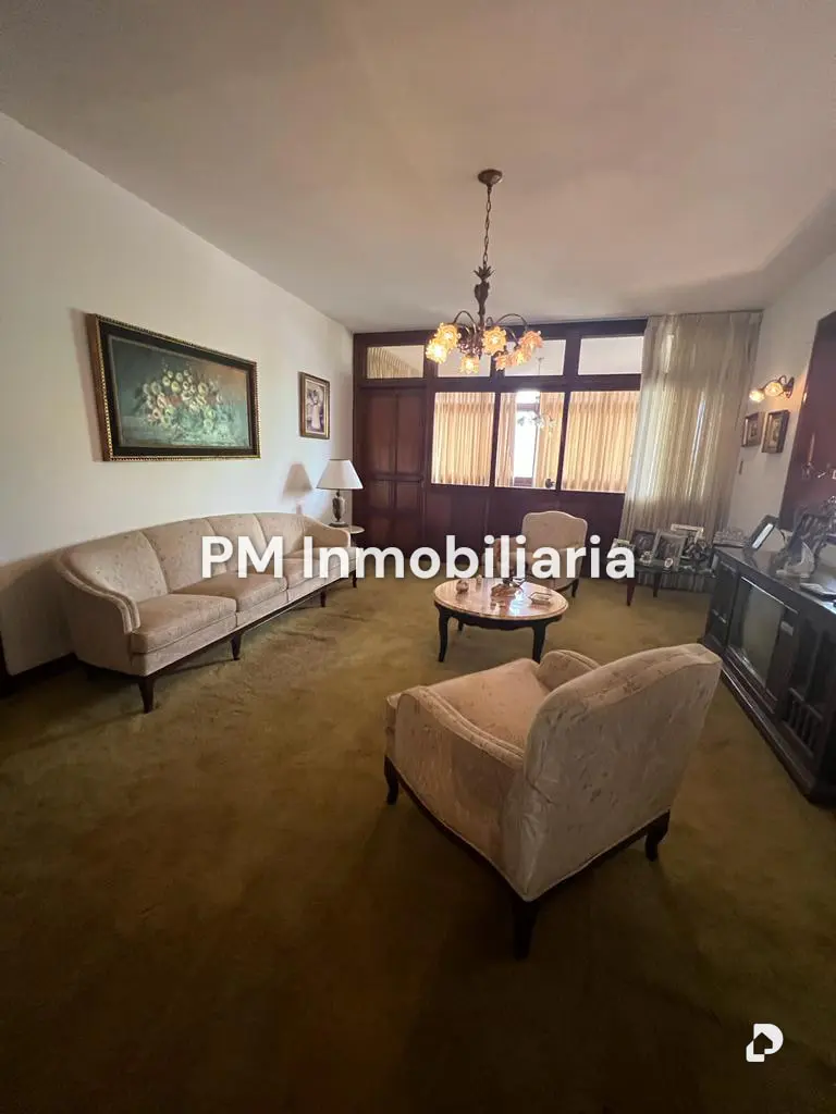 House in Colinas de Tamanaco, Caracas – 12