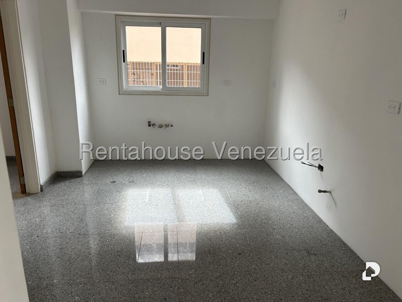 Apartamento en La Florida, Caracas – 18