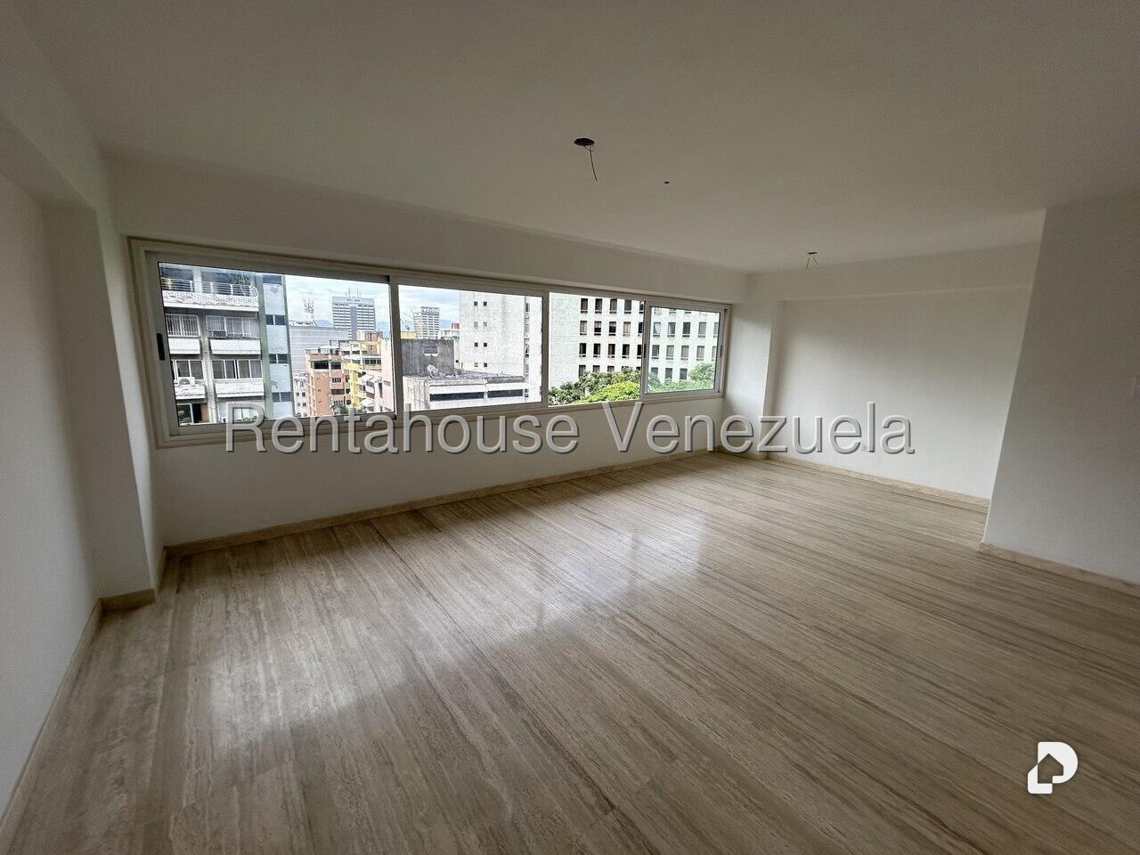 Apartamento en La Florida, Caracas – 10