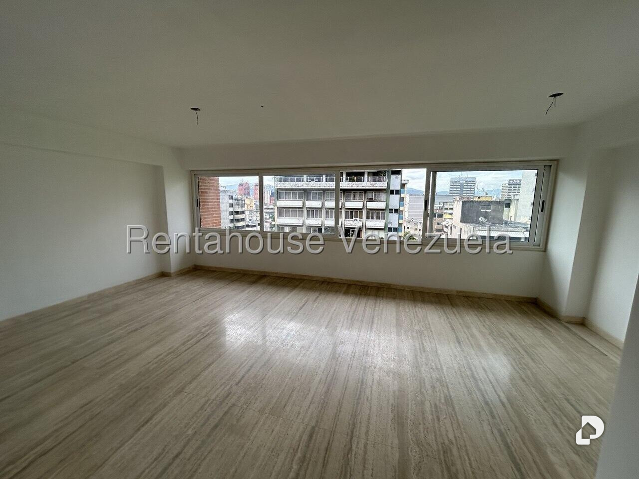 Apartamento en La Florida, Caracas – 9