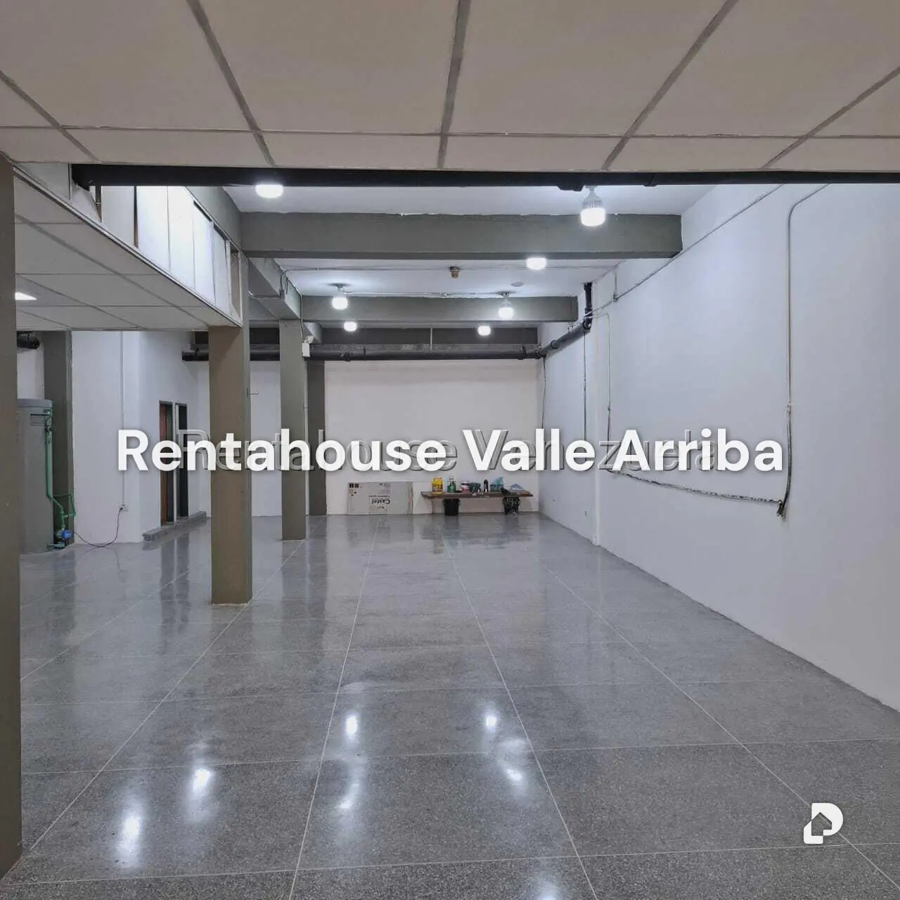 Local comercial en Parroquia La Candelaria, Caracas – 8