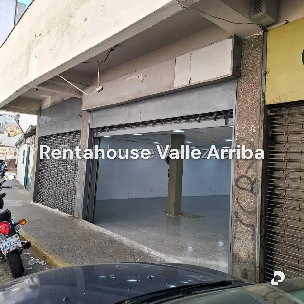 Local comercial en Parroquia La Candelaria, Caracas – 2