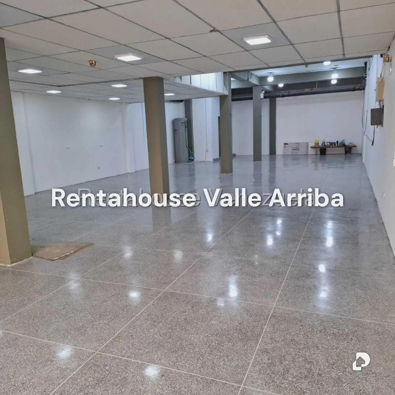 Local comercial en Parroquia La Candelaria, Caracas – 7