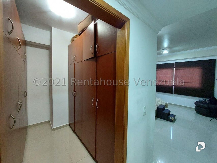 Apartamento en Parroquia Urbana San José, Valencia – 15