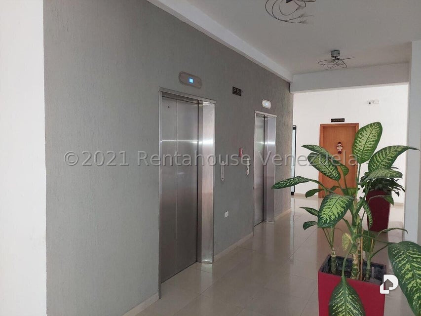 Apartamento en Parroquia Urbana San José, Valencia – 24