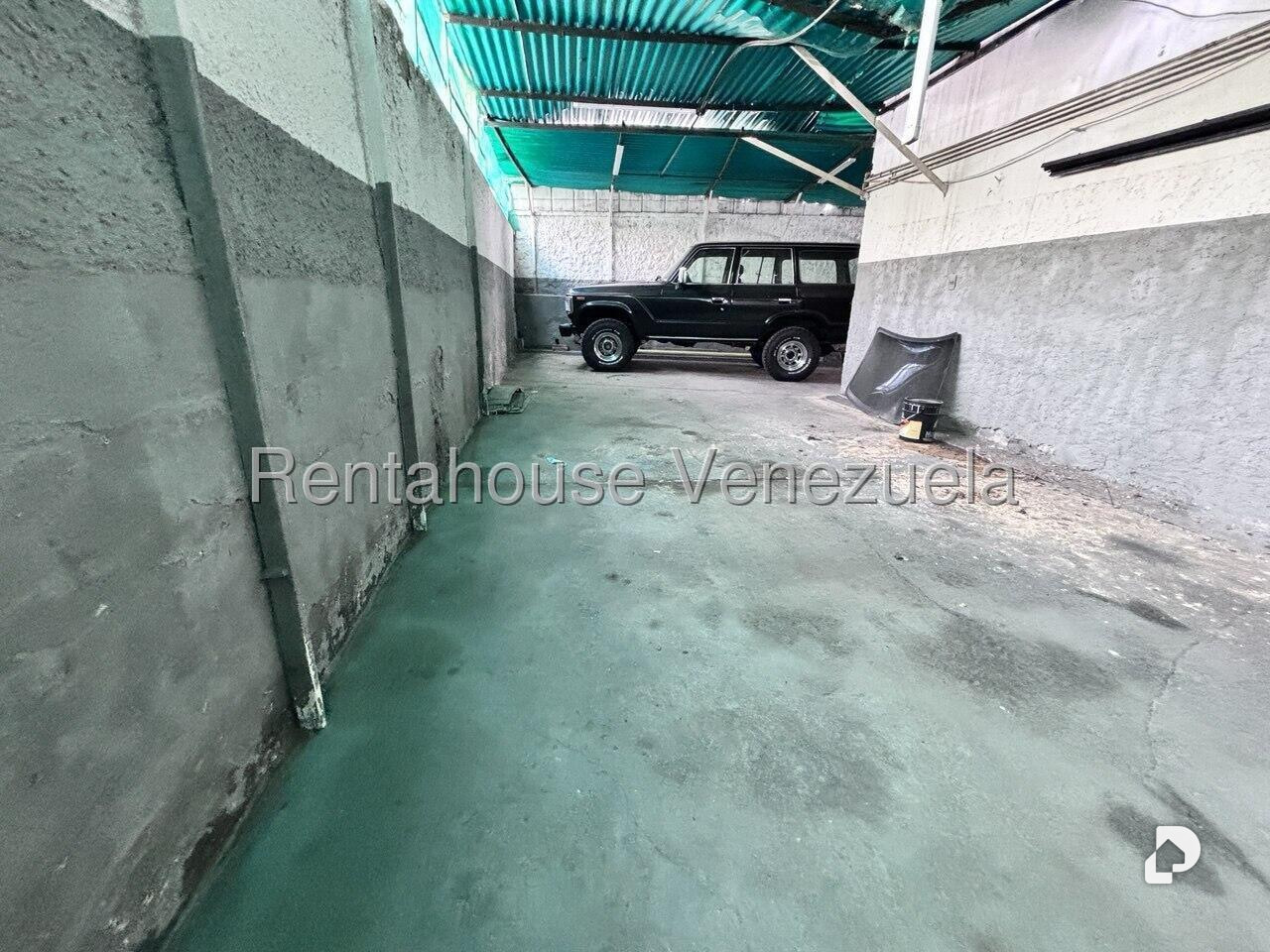 Local comercial en Colinas de Bello Monte, Caracas – 14