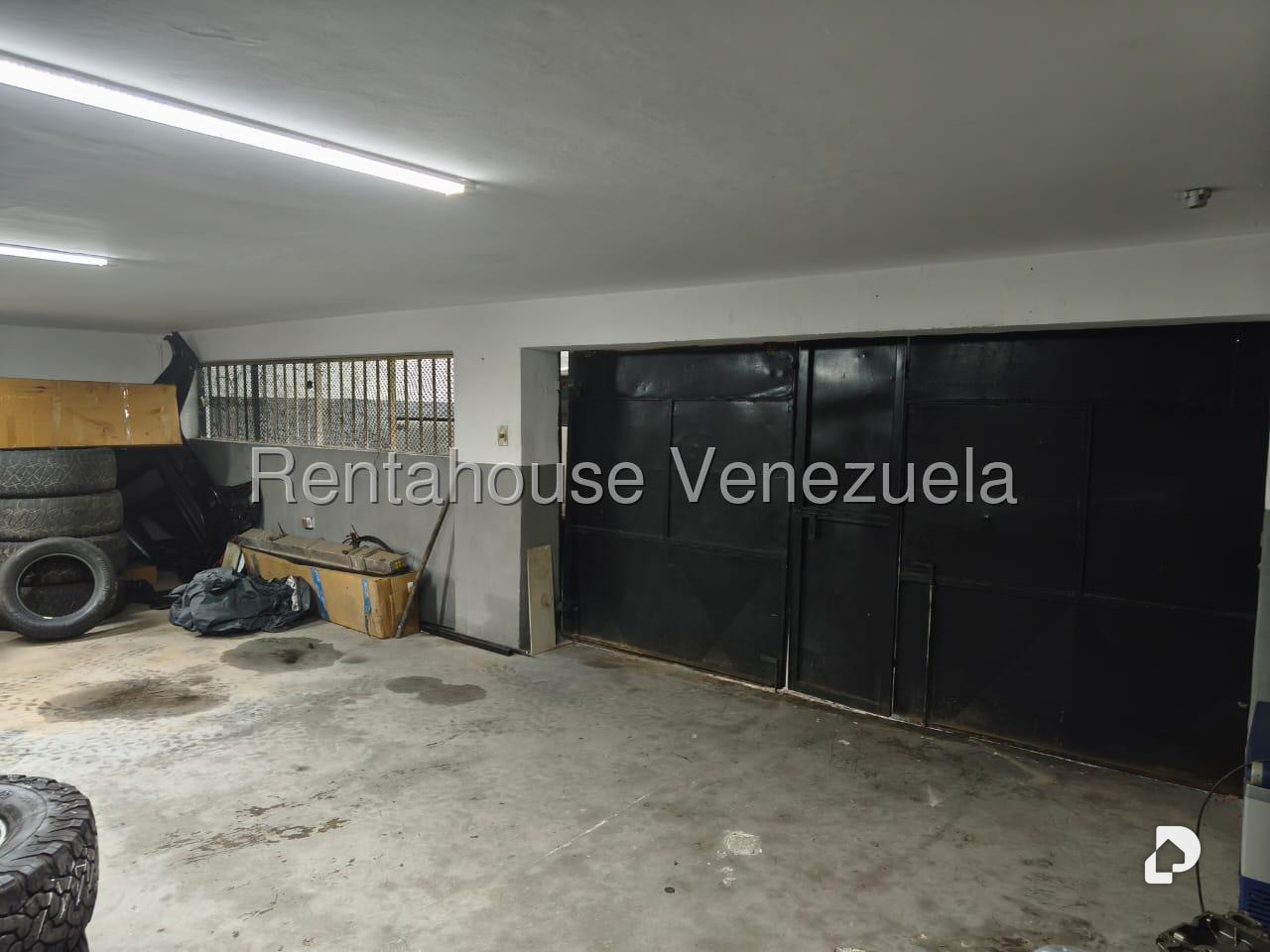 Local comercial en Colinas de Bello Monte, Caracas – 12