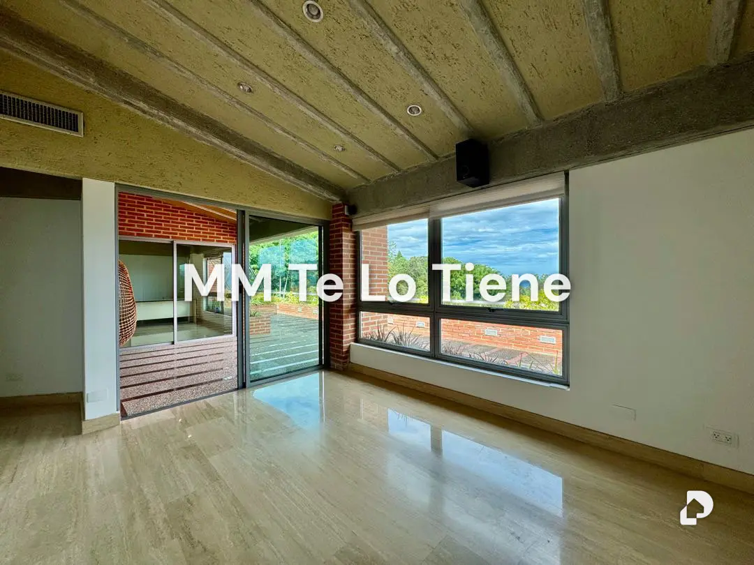Penthouse in Oripoto, Caracas – 21