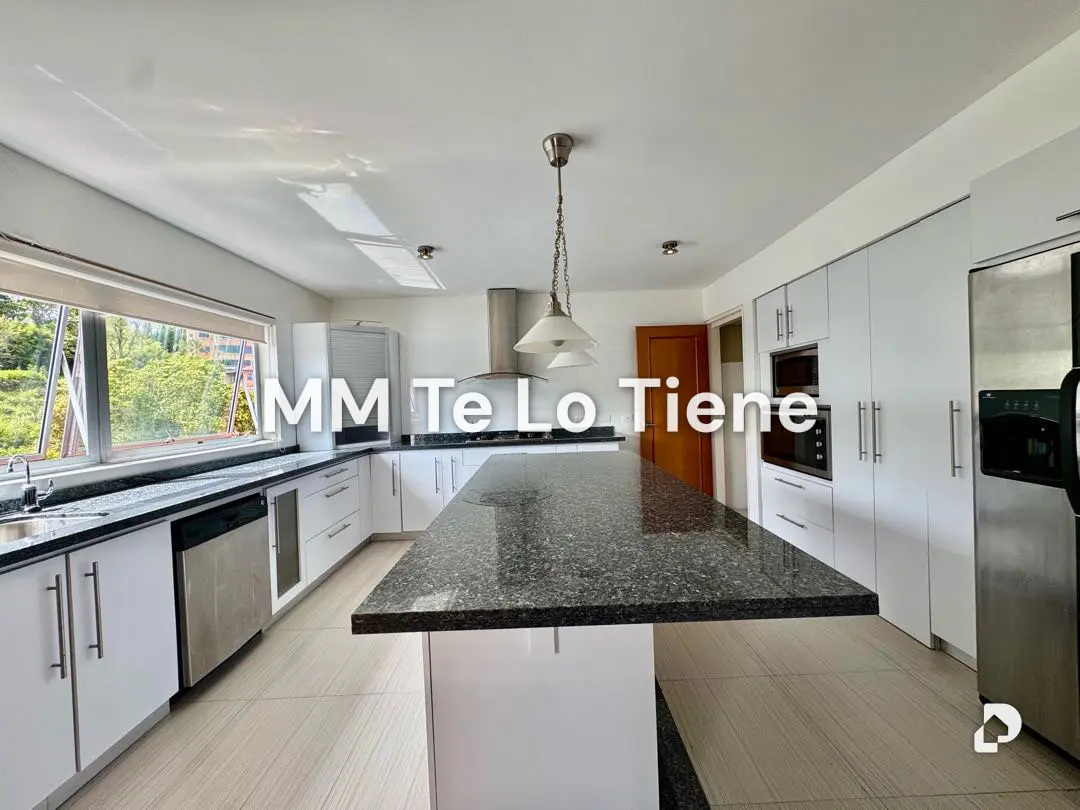Penthouse in Oripoto, Caracas – 19