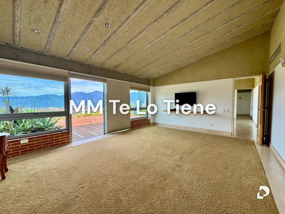Penthouse in Oripoto, Caracas – 33