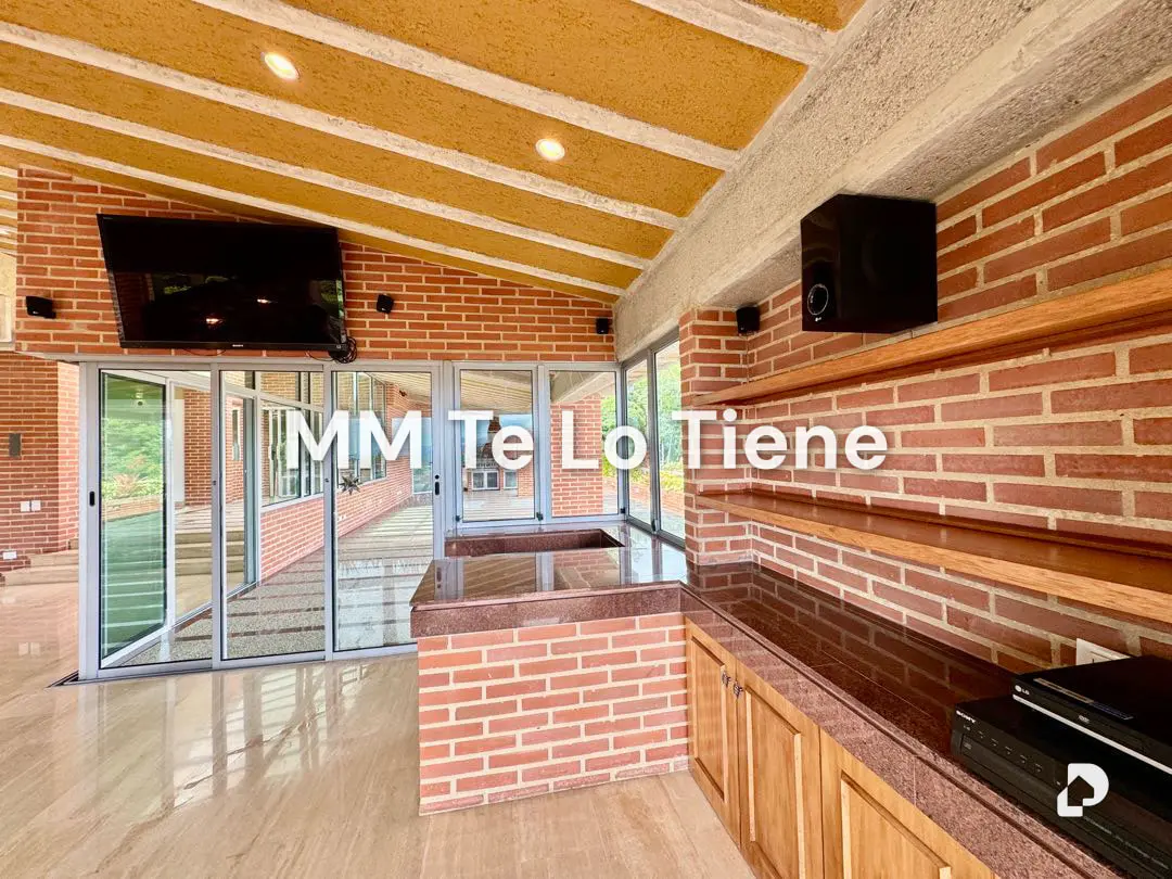 Penthouse in Oripoto, Caracas – 15