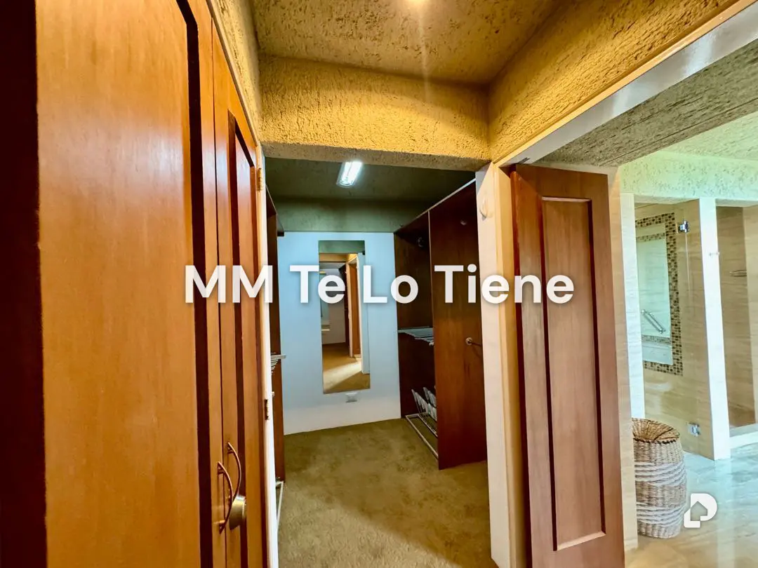 Penthouse in Oripoto, Caracas – 36