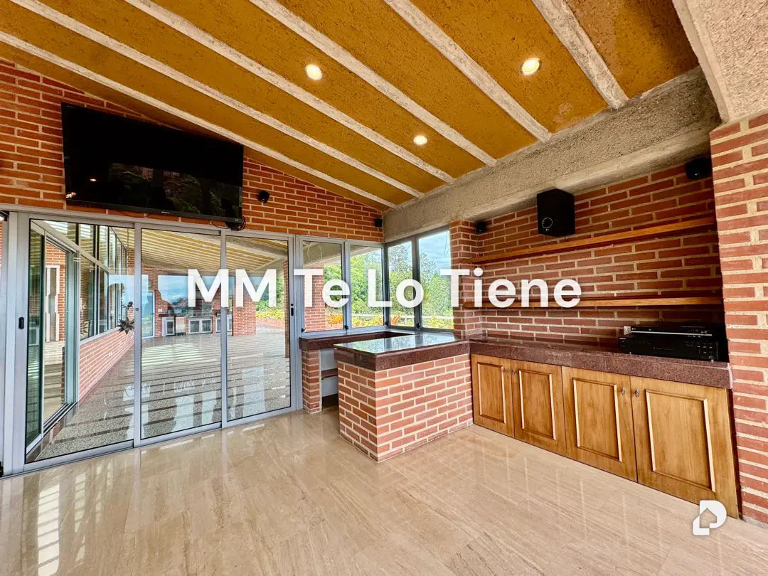 Penthouse in Oripoto, Caracas – 14