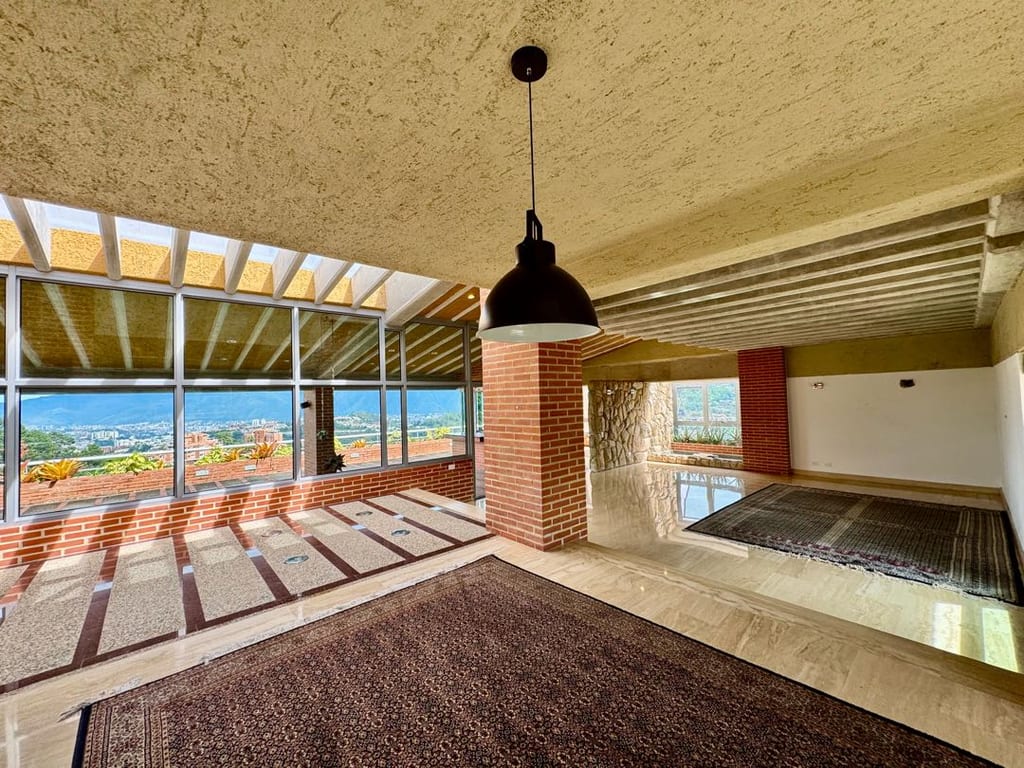 Penthouse en Oripoto, Caracas - 1