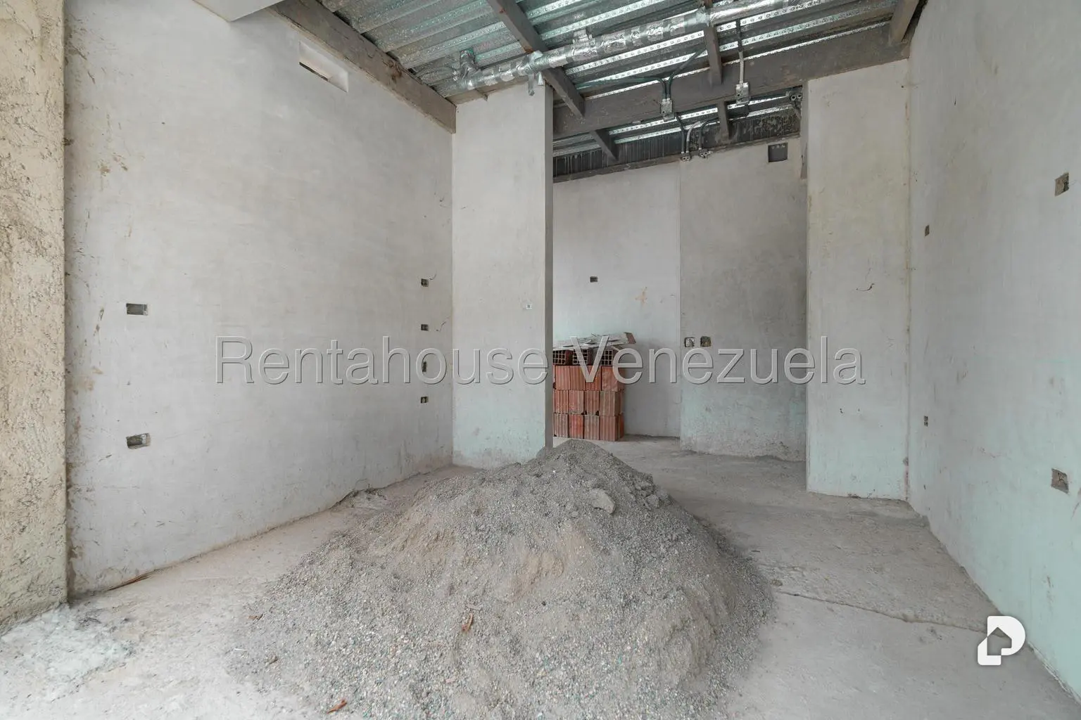 Casa en Santa Paula, Caracas – 24