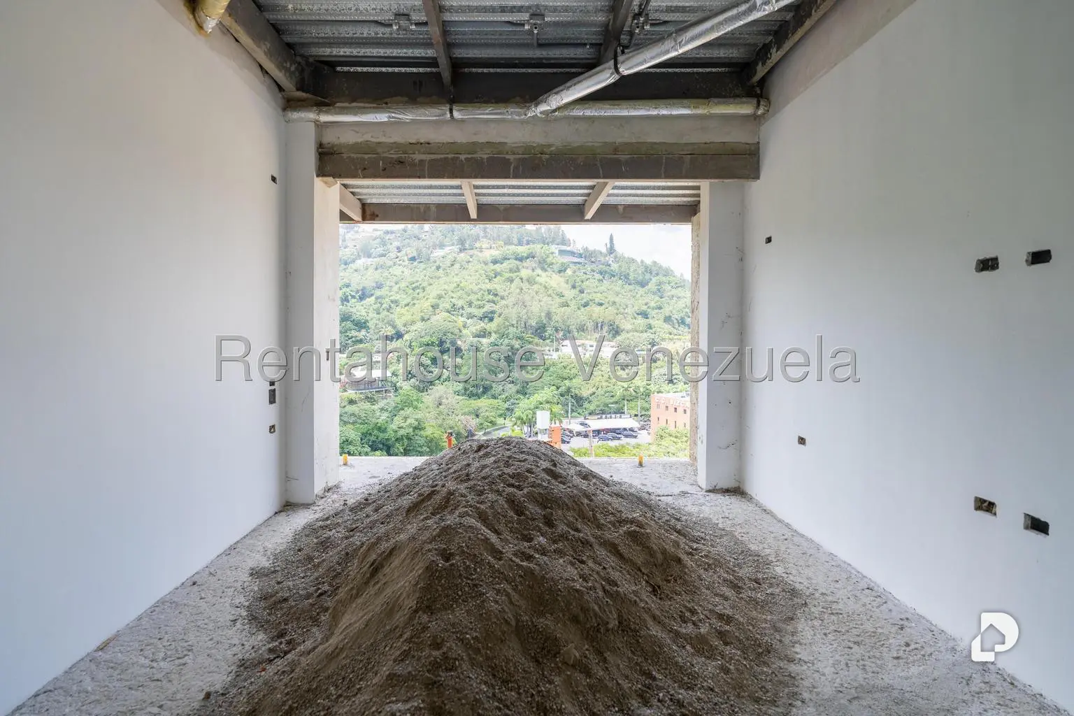 Casa en Santa Paula, Caracas – 28