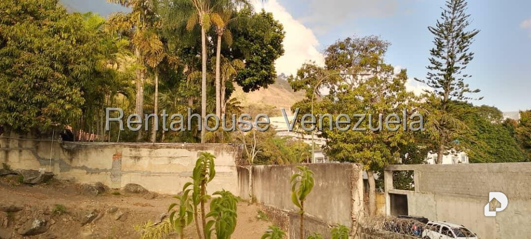 Casa en Altamira, Caracas – 17