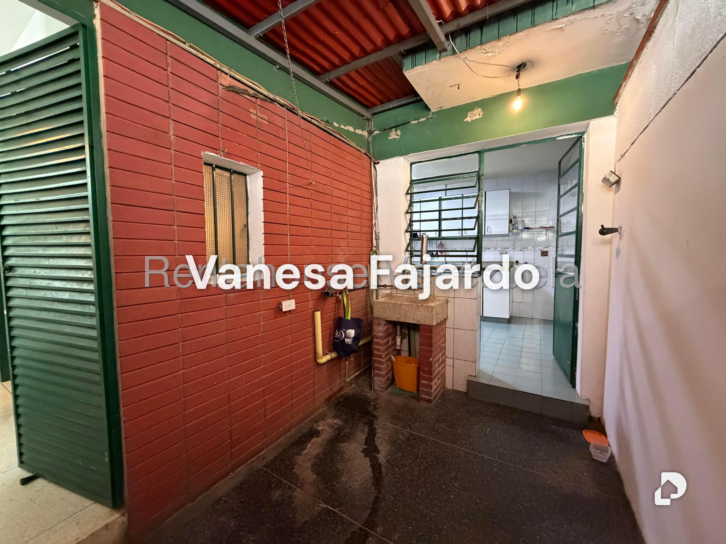 Casa en La Trinidad, Caracas – 8