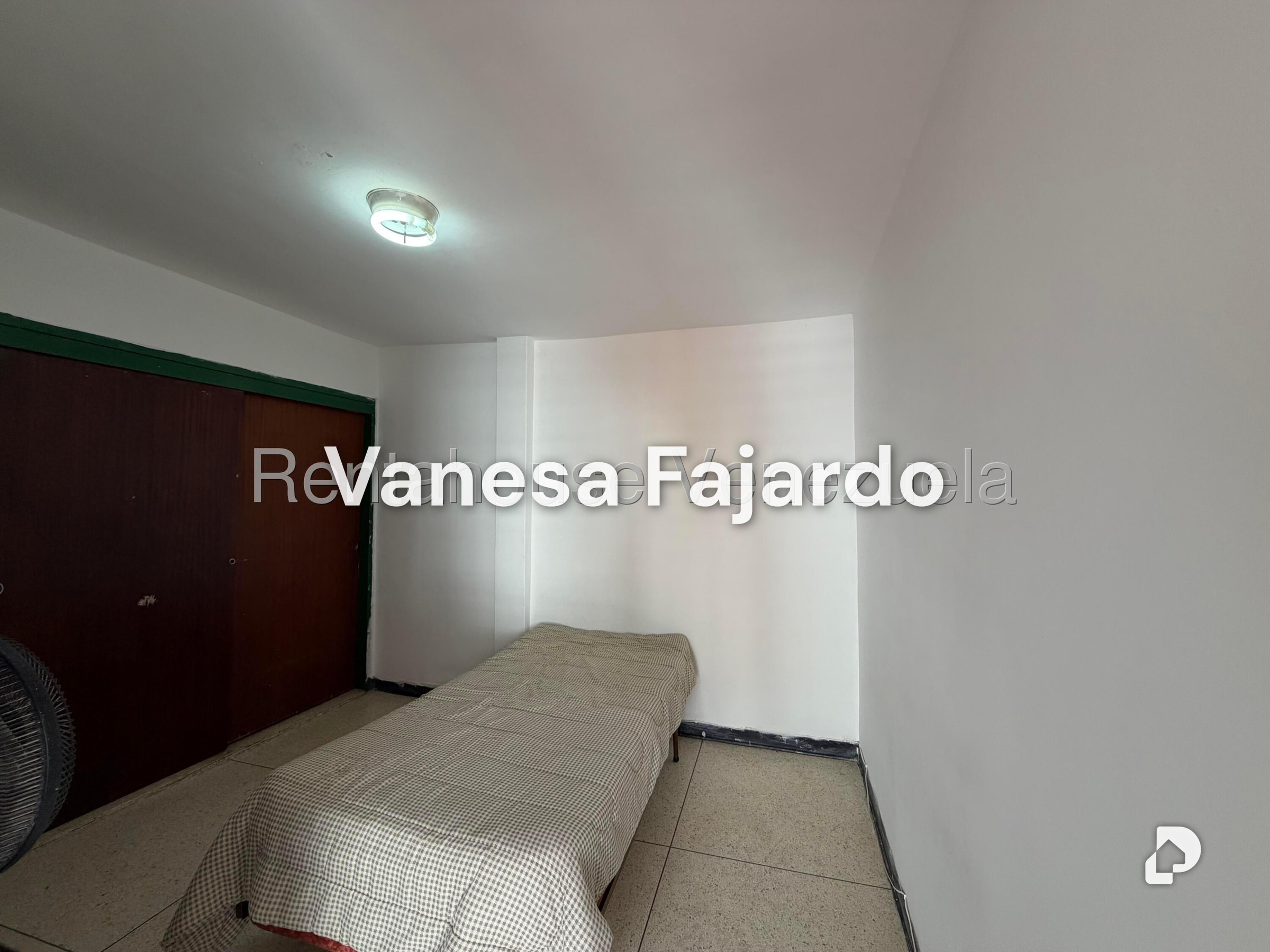 Casa en La Trinidad, Caracas – 19