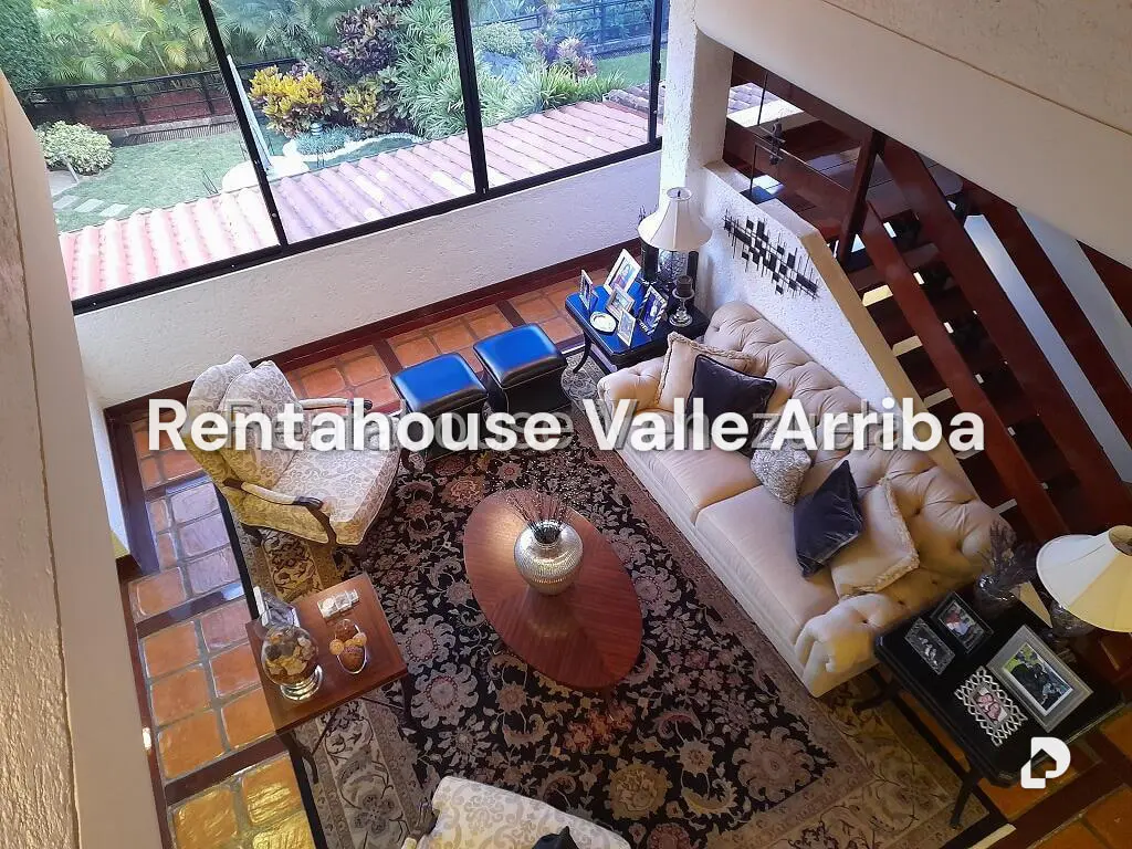 House in La Tahona, Caracas – 23