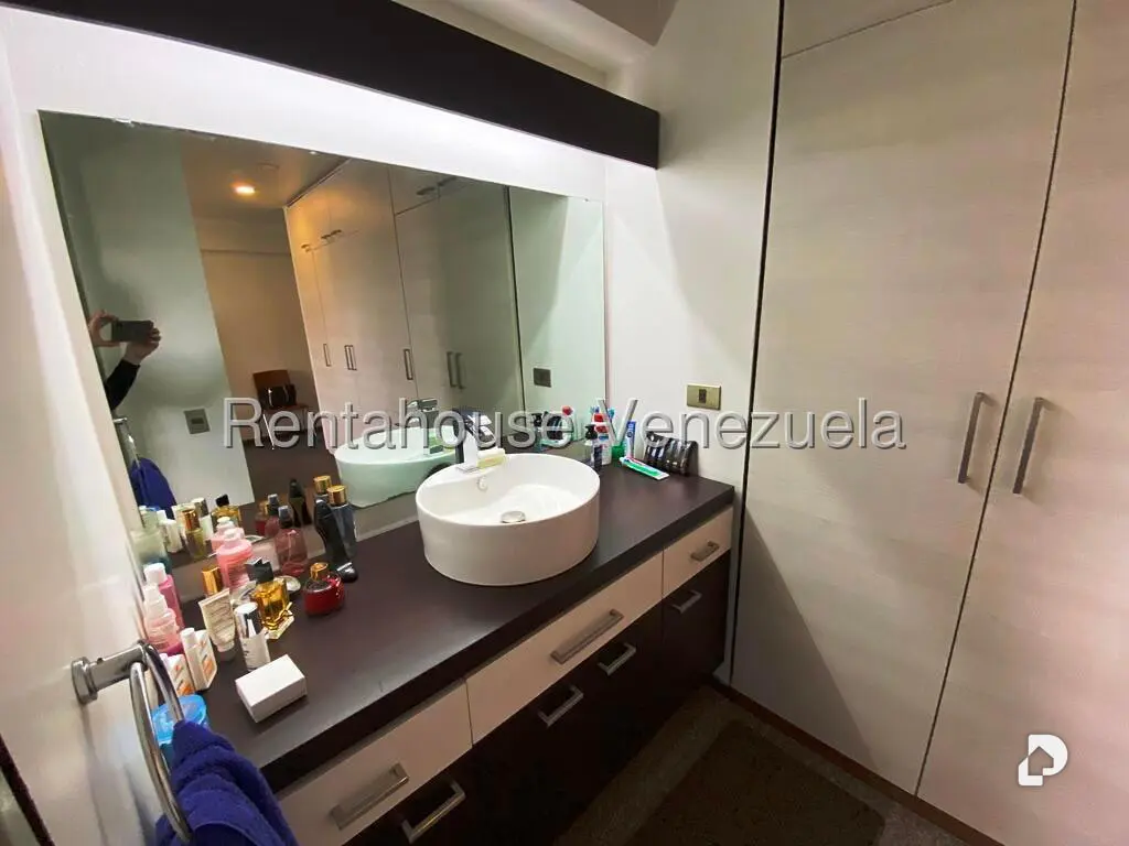 Apartamento en Colinas de Bello Monte, Caracas – 28