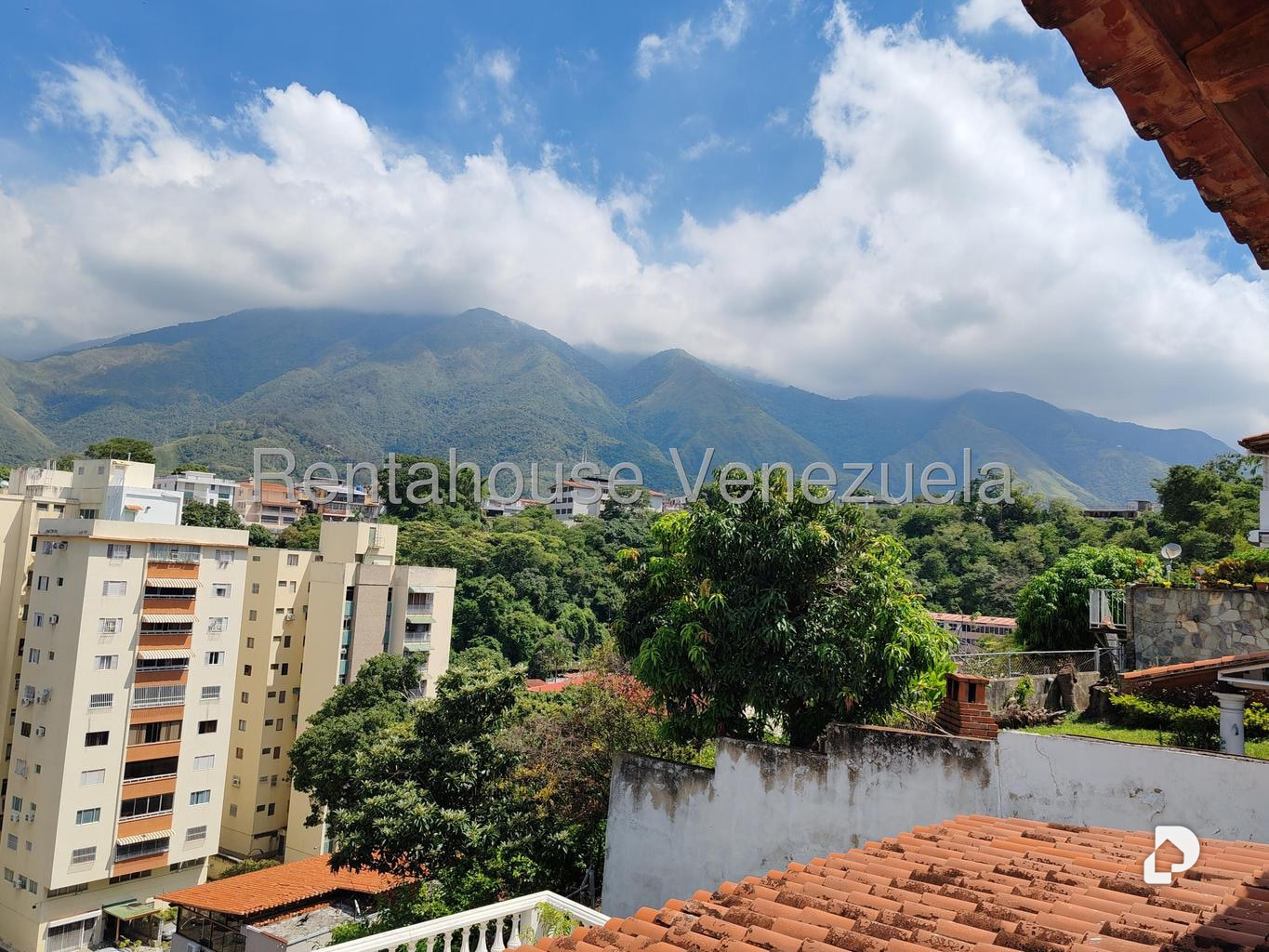 Casa en El Marqués, Caracas – 26