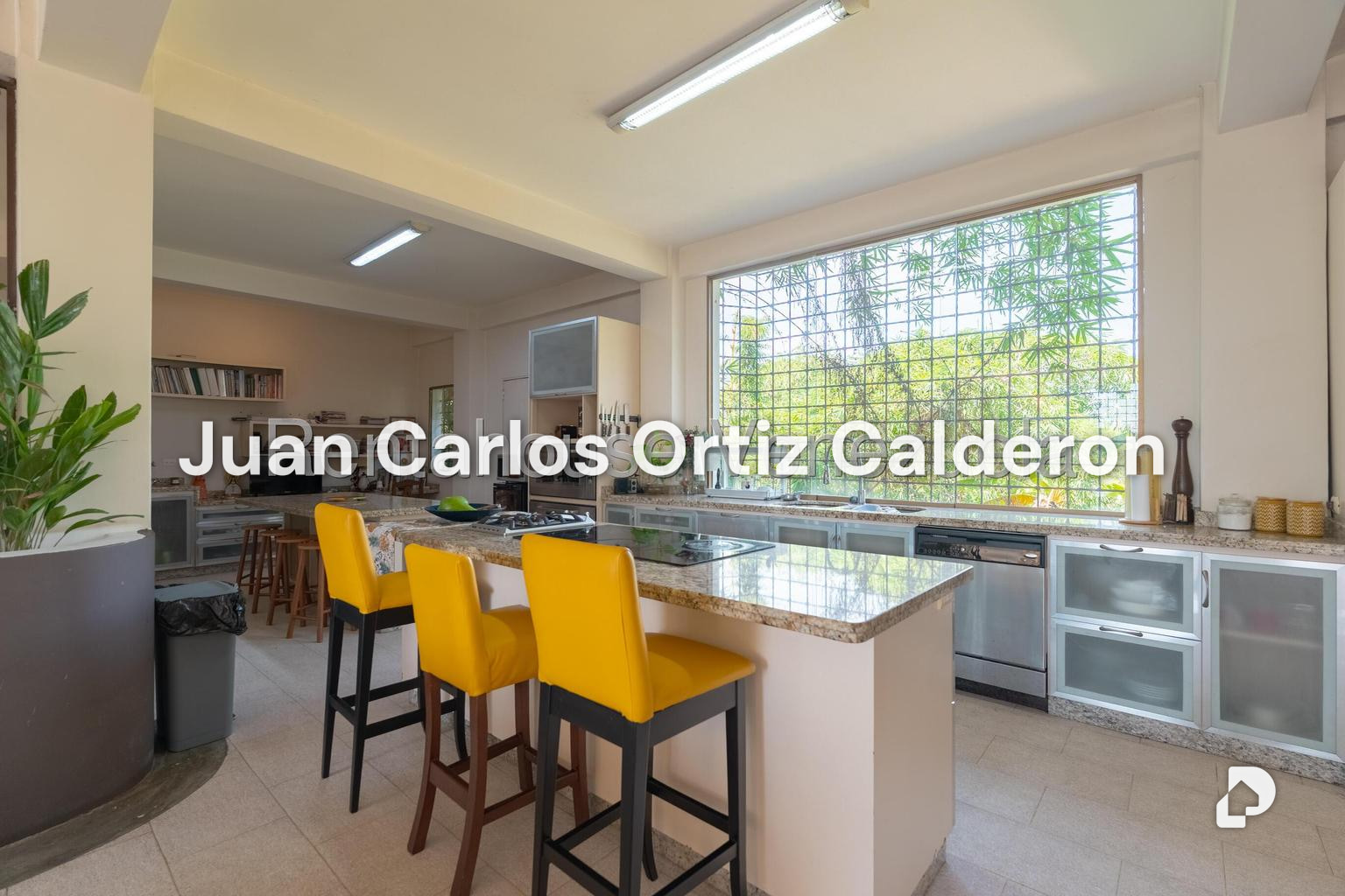 House in Miranda, Caracas – 16
