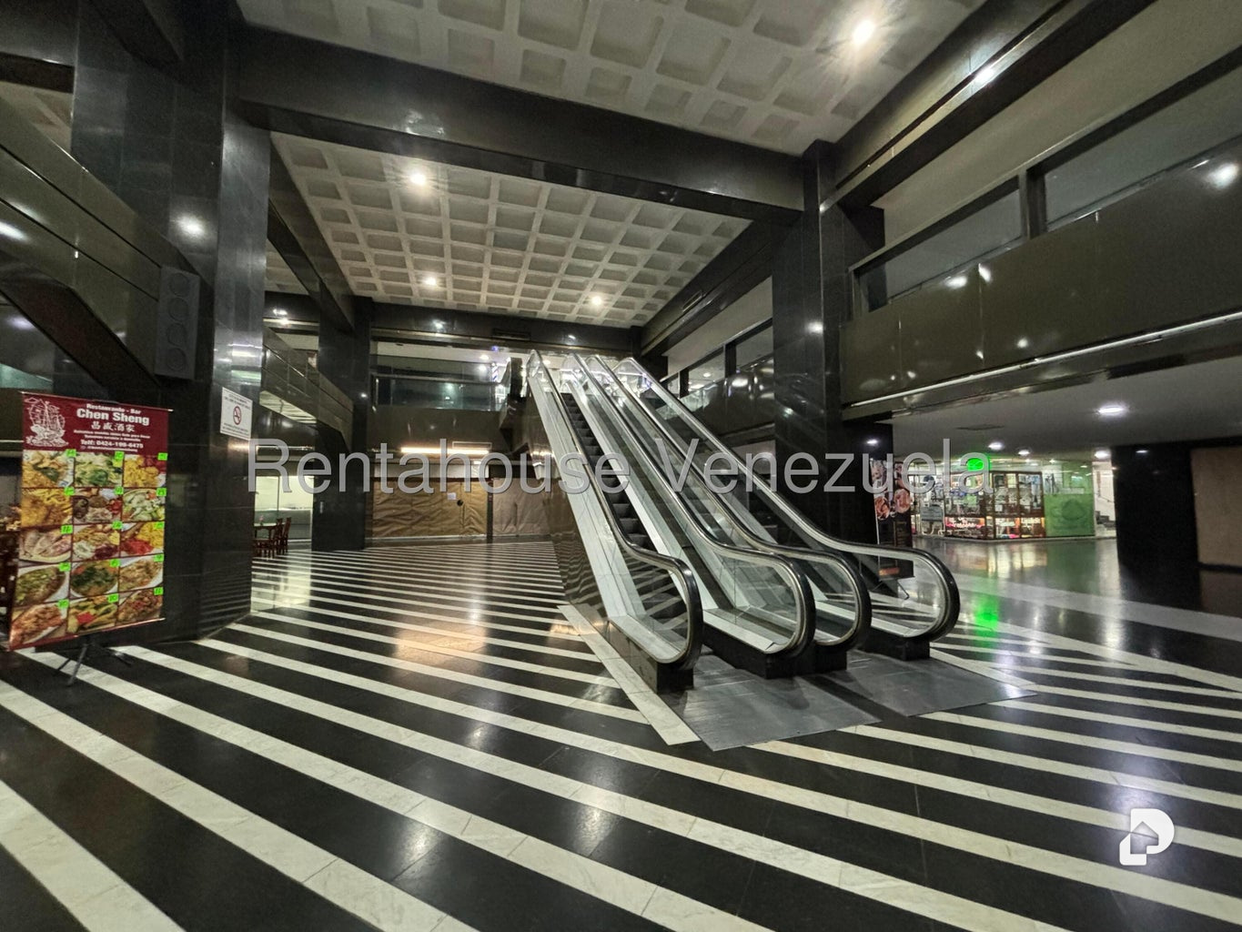 Local comercial en La California Norte, Caracas – 15