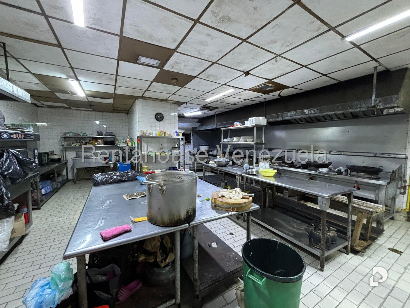 Local comercial en La California Norte, Caracas – 9