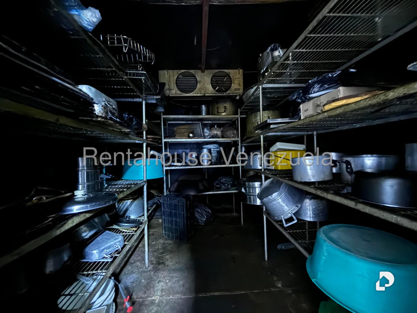 Local comercial en La California Norte, Caracas – 10