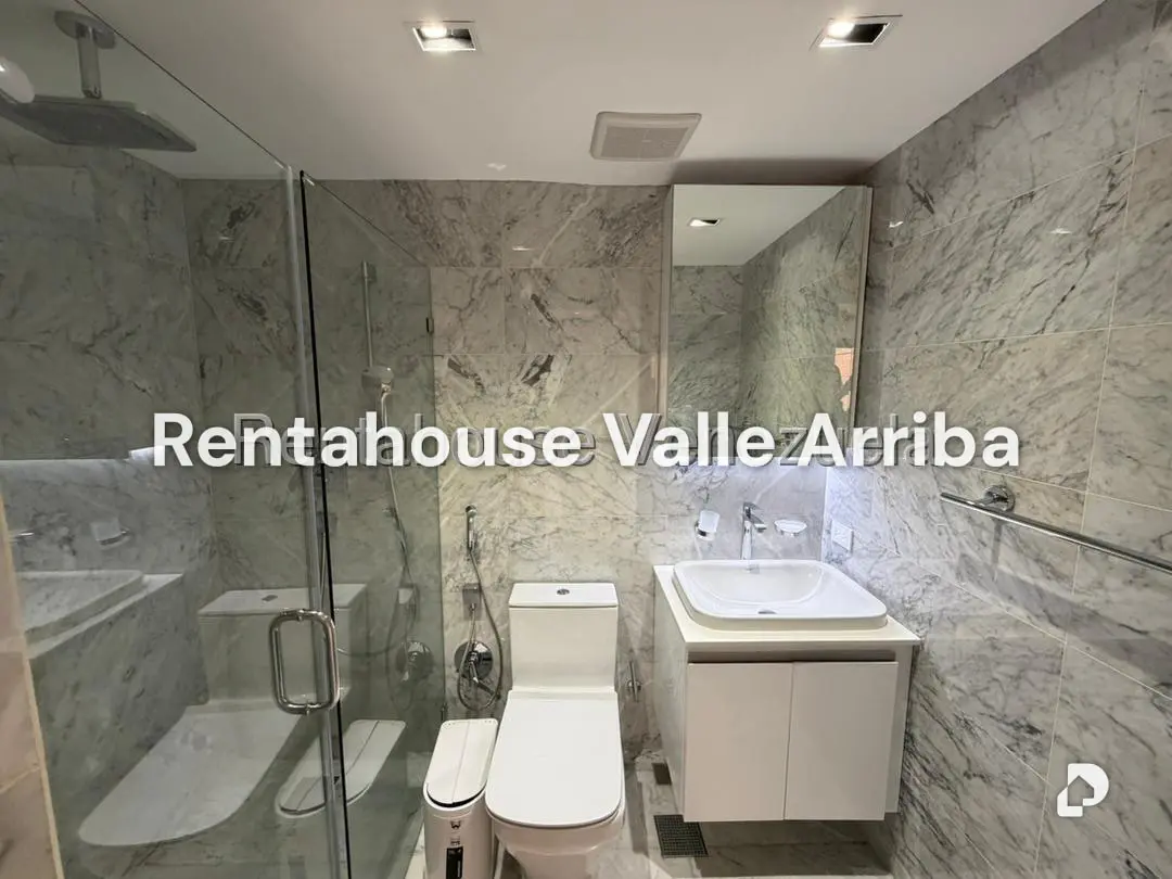 Apartamento en Campo Alegre, Caracas – 12